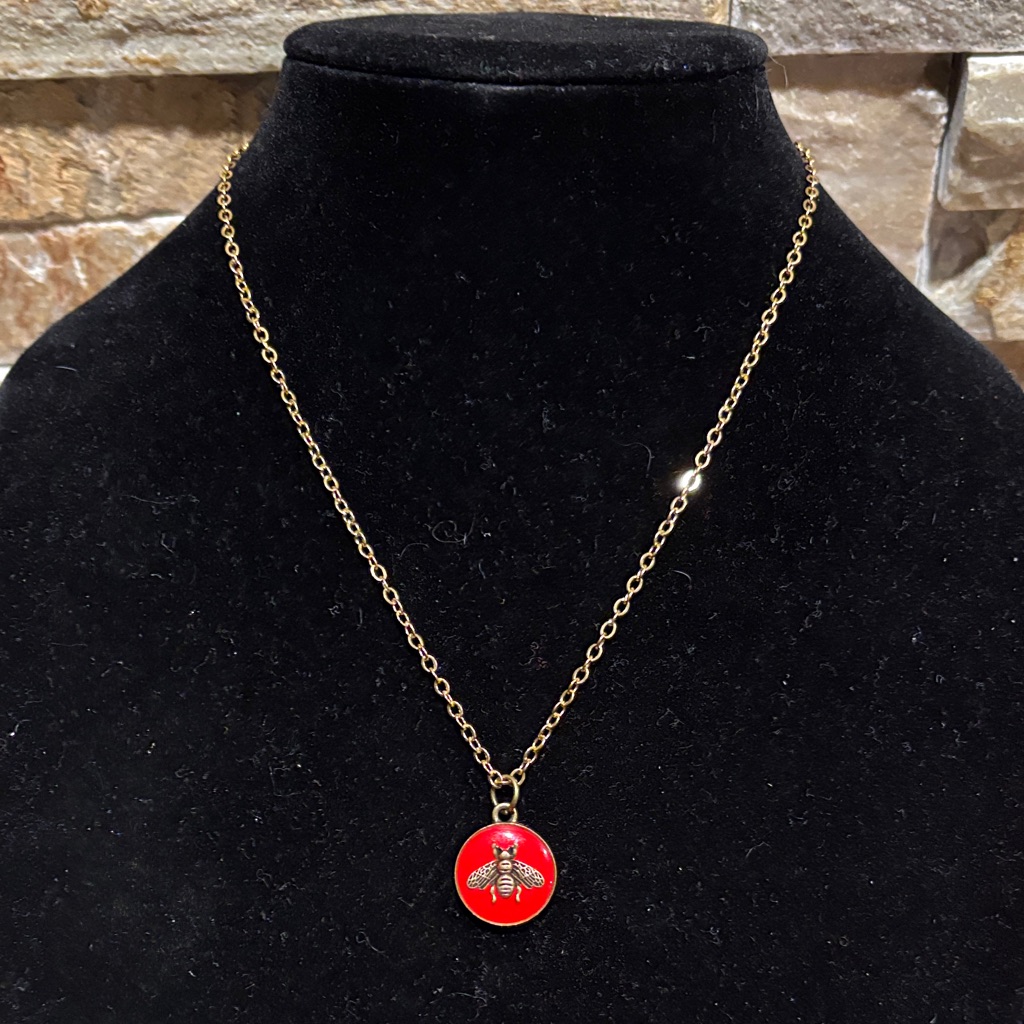 Gold Chain Necklace With Mini Gg Red Beependant